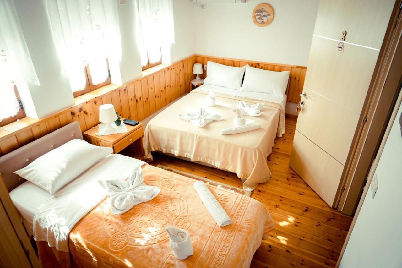 Hotel Domino Gjirokastër Екстериор снимка