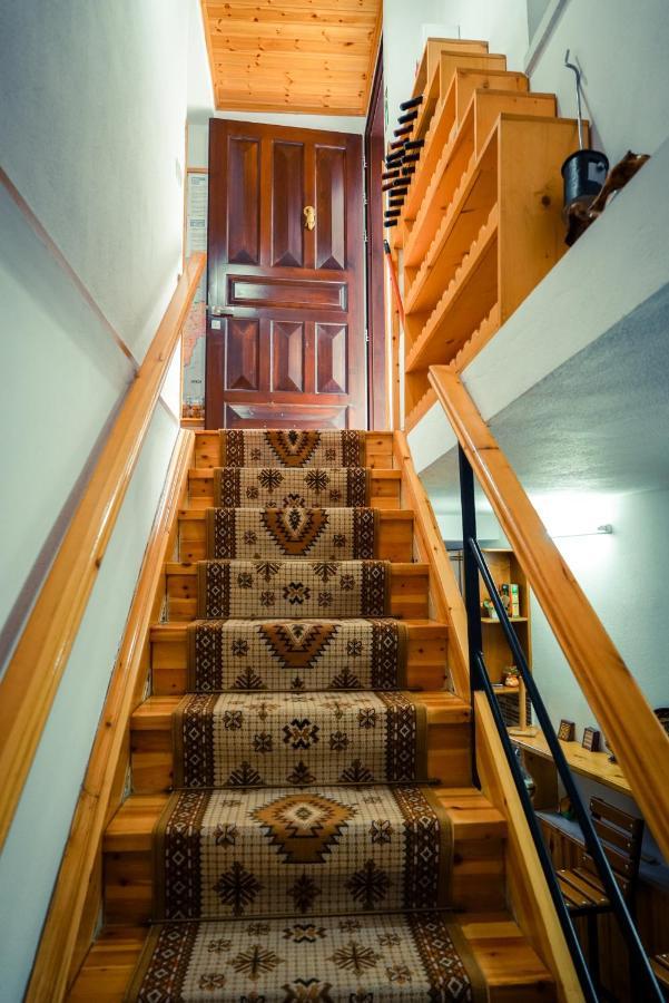 Hotel Domino Gjirokastër Екстериор снимка